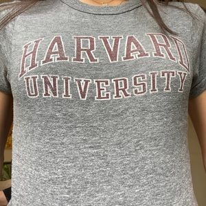 Harvard tee